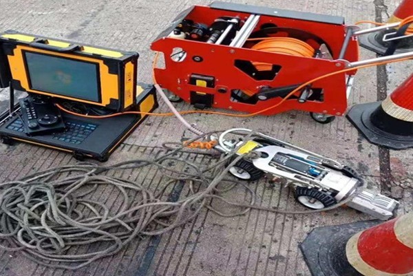 常山CCTV管道检测机器人